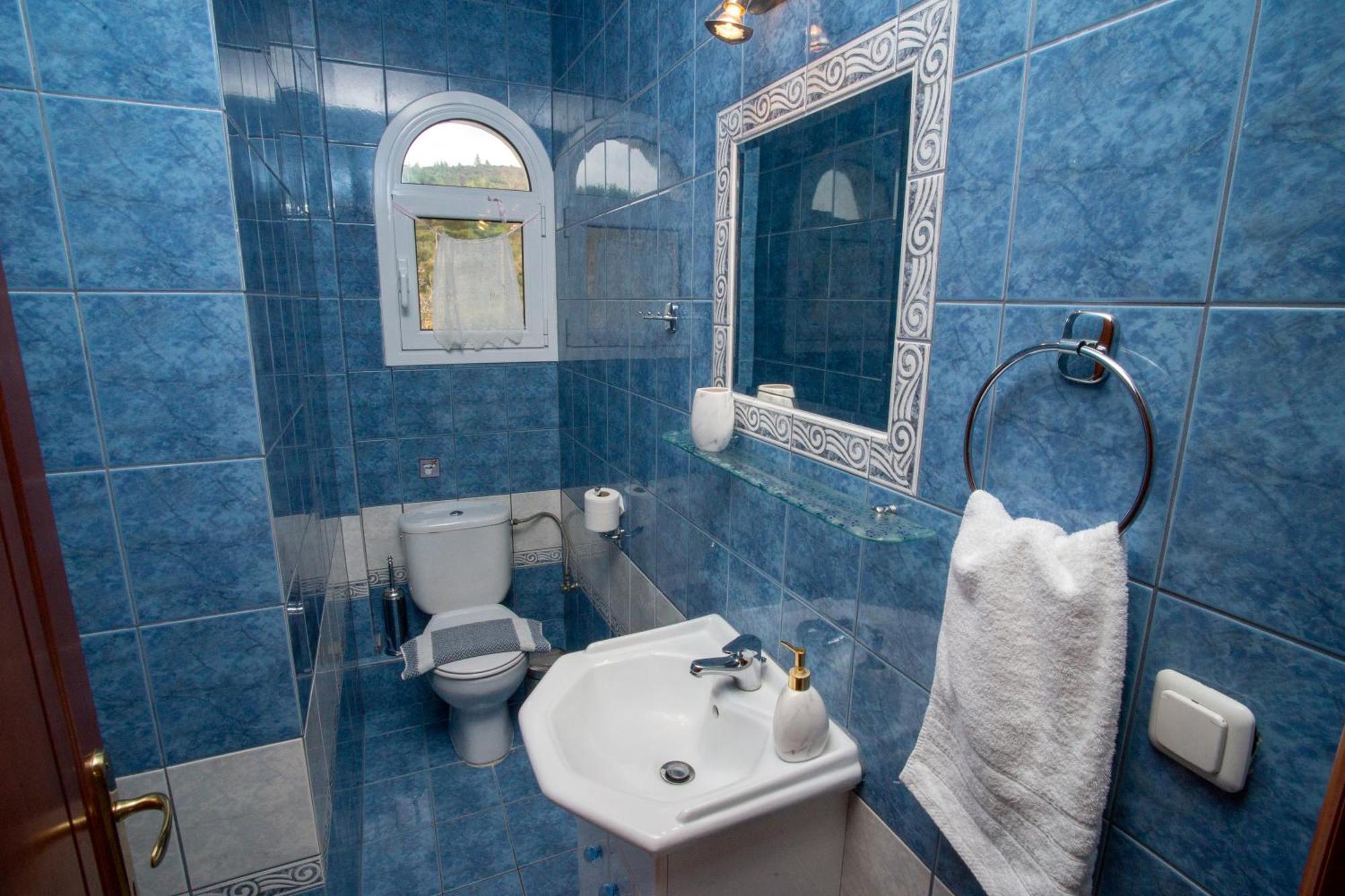 Private 6-Bdrm Villa With Garden 150M To Beach Paradisos Ngoại thất bức ảnh